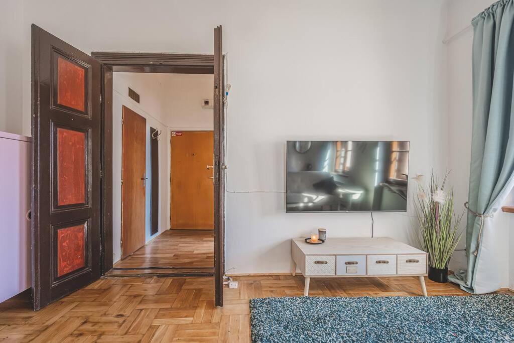 Carolina'S Romantic Apartment Hradec Králové Eksteriør billede