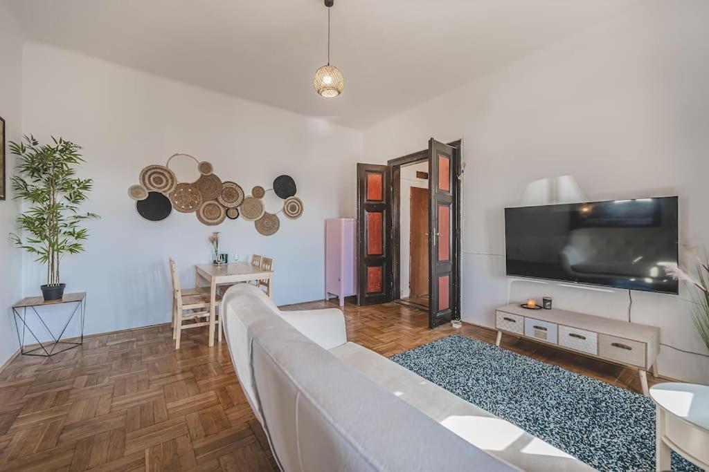 Carolina'S Romantic Apartment Hradec Králové Eksteriør billede